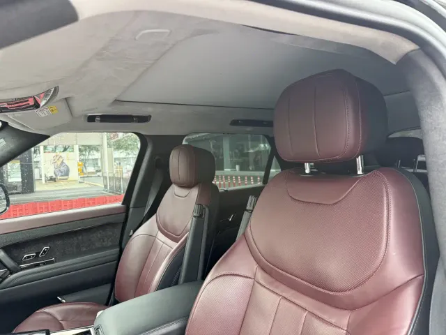 Land Rover Range Rover Sport 2024 400PS Exemplary Edition — Фото автомобиля 6