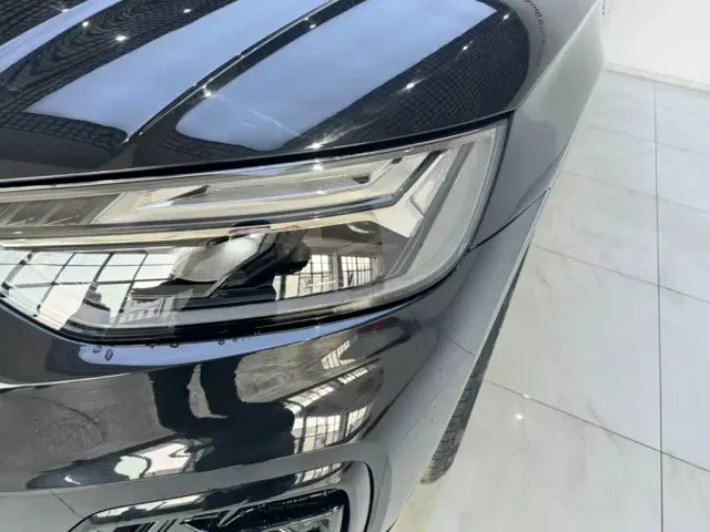 Audi Q5L — Фото автомобиля 13