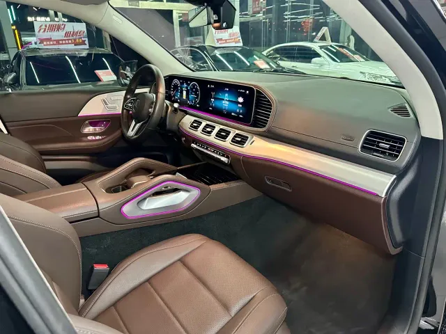 Mercedes-Benz GLE-Class — Фото автомобиля 11