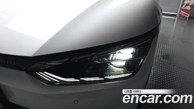 Kia EV6 — Фото автомобиля 17