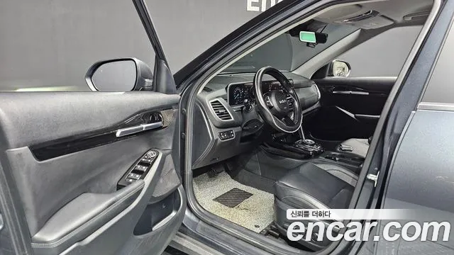 Kia Seltos Бензин 1.6 турбо 2WD — Фото автомобиля 10