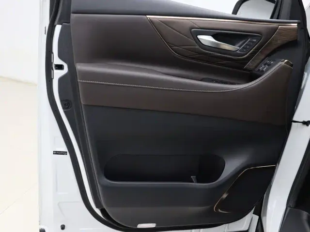 Toyota Vellfire — Фото автомобиля 5