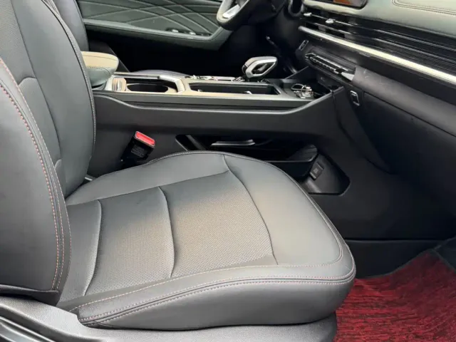 Geely Haoyue L — Фото автомобиля 11