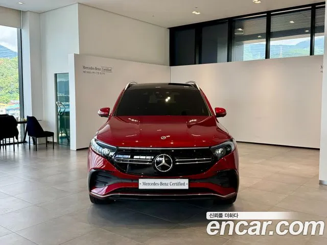 Mercedes-Benz EQB — Фото автомобиля 6