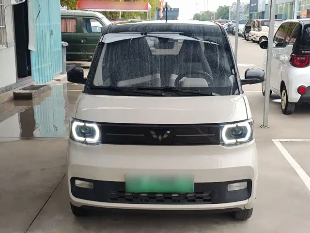 Wuling Hongguang Mini EV — Фото автомобиля 2