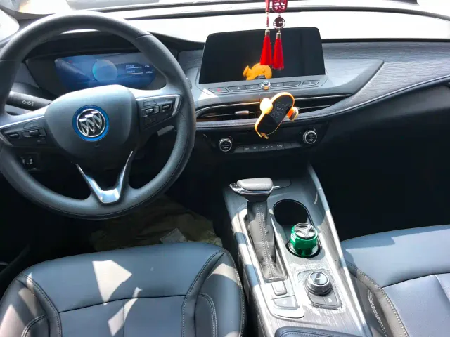 Buick Velite 6 — Фото автомобиля 13