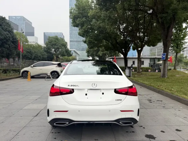 Mercedes-Benz A-Class — Фото автомобиля 5