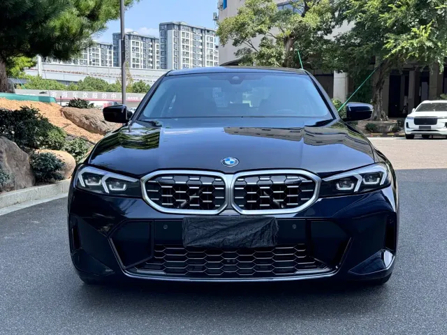 BMW 3 Series — Фото автомобиля 2