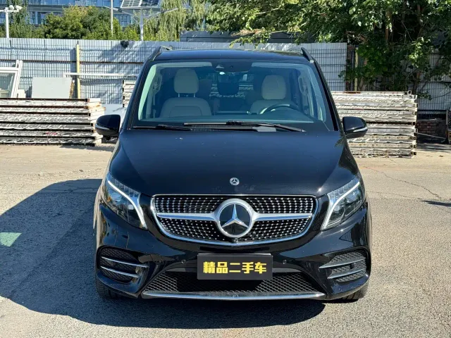 Mercedes-Benz V-Class — Фото автомобиля 3