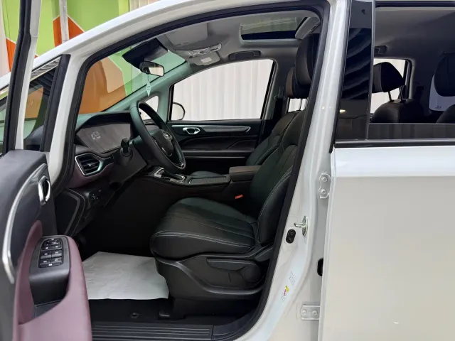 GAC Trumpchi M6 — Фото автомобиля 7