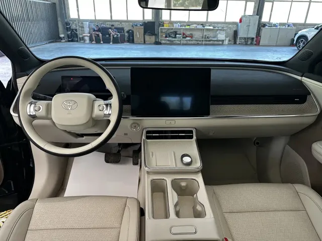 Toyota BoZhi 3X — Фото автомобиля 8