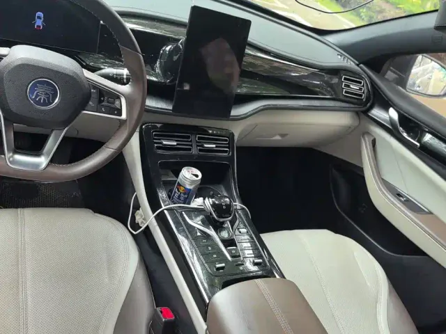 BYD Qin PLUS — Фото автомобиля 15