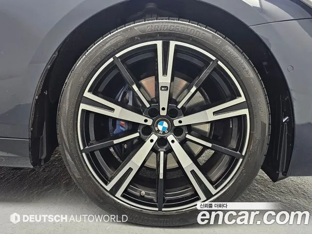 BMW 5 Series G60 — Фото автомобиля 5