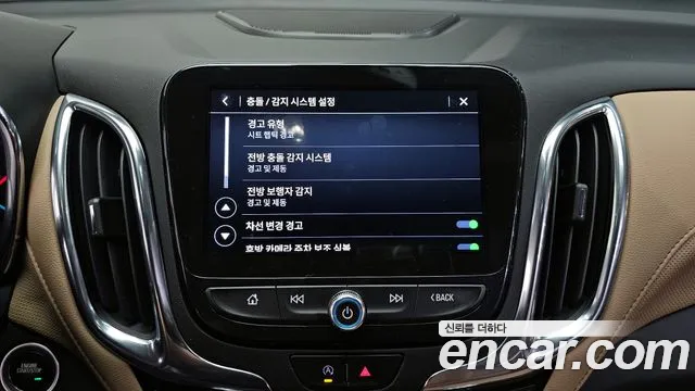 ChevroletGMDaewoo Equinox Новый Next Equinox 2WD Premier — Фото автомобиля 15