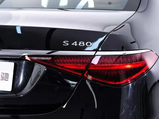 Mercedes-Benz Maybach S-Class — Фото автомобиля 11