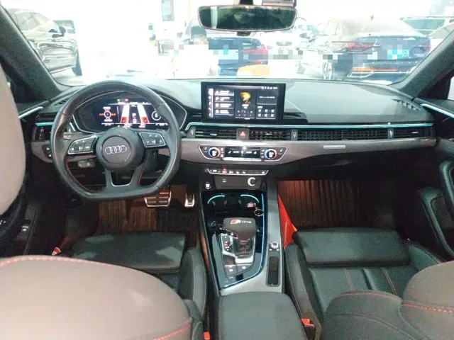 Audi A4L — Фото автомобиля 9