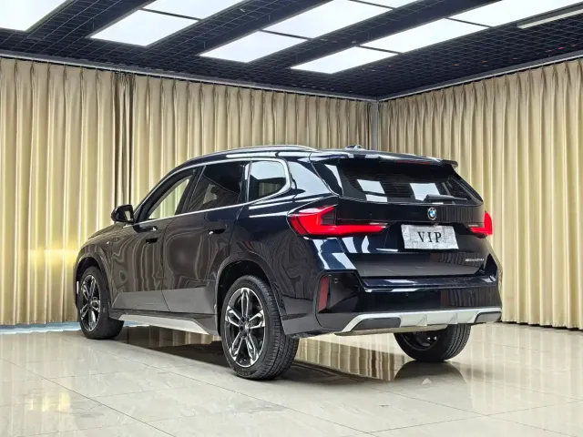 BMW X1 — Фото автомобиля 24