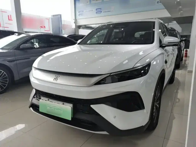 Фотография автомобиля — BYD Song Pro