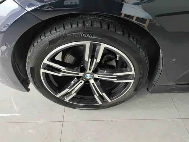 BMW 3 Series — Фото автомобиля 22