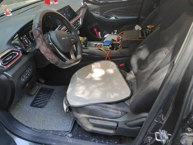 Changan Oushang X5 — Фото автомобиля 7