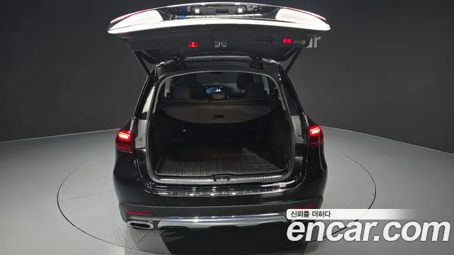 Mercedes-Benz GLE-Class — Фото автомобиля 19