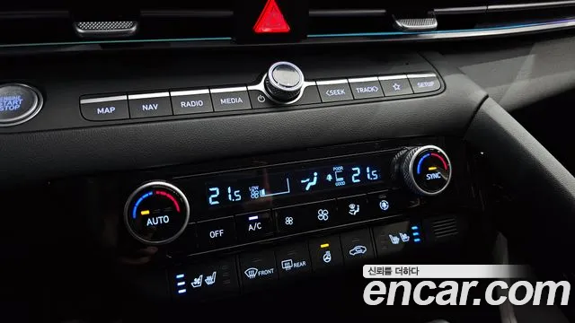 Hyundai Avante CN7 — Фото автомобиля 15