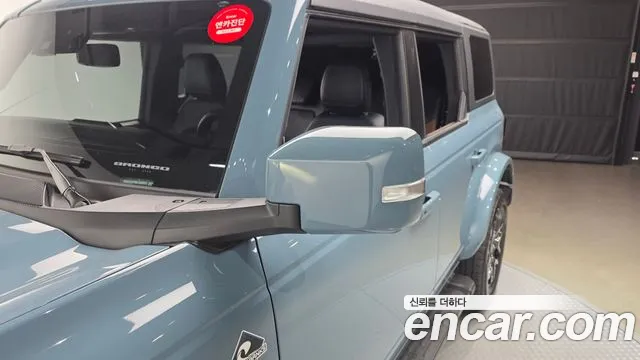 Ford Bronco — Фото автомобиля 30