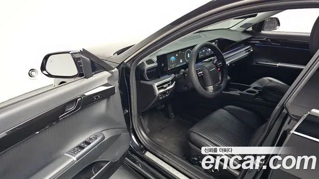Hyundai Grandeur GN7 — Фото автомобиля 15