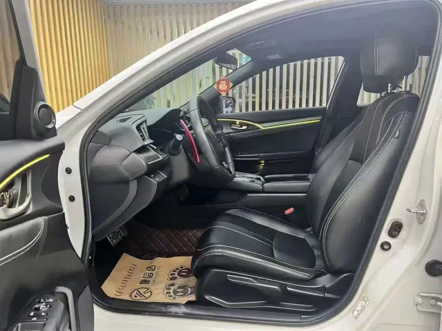 Honda Civic — Фото автомобиля 4
