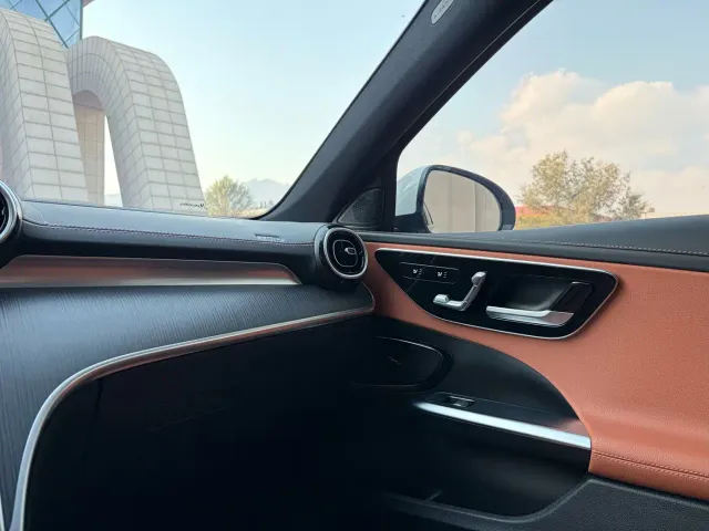 Mercedes-Benz C-Class — Фото автомобиля 19