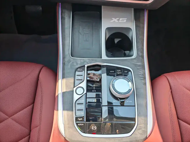 BMW X5 — Фото автомобиля 15