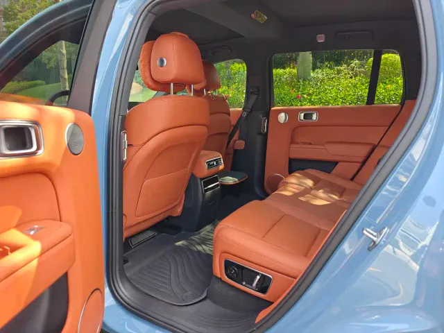 Li Auto L7 — Фото автомобиля 20