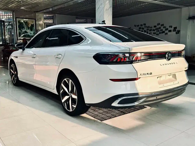 Volkswagen Lamando — Фото автомобиля 6