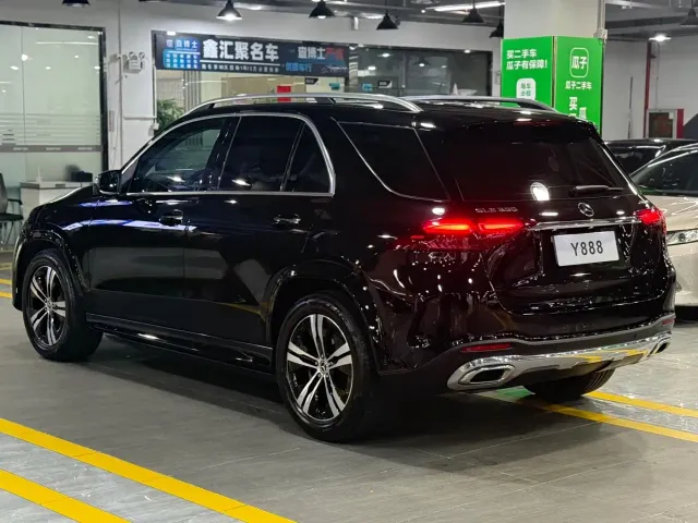 Mercedes-Benz GLE-Class — Фото автомобиля 14