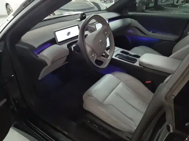 Nio ET5 Touring — Фото автомобиля 15