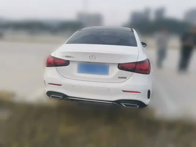 Mercedes-Benz A-Class — Фото автомобиля 3