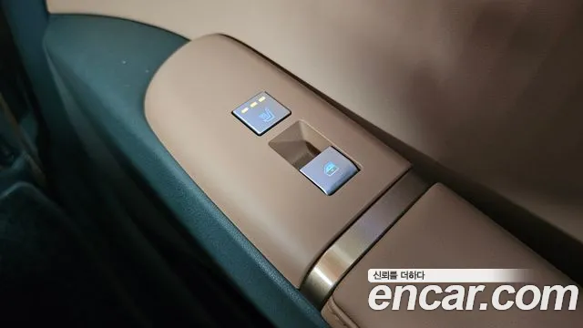 Hyundai Grandeur GN7 — Фото автомобиля 29