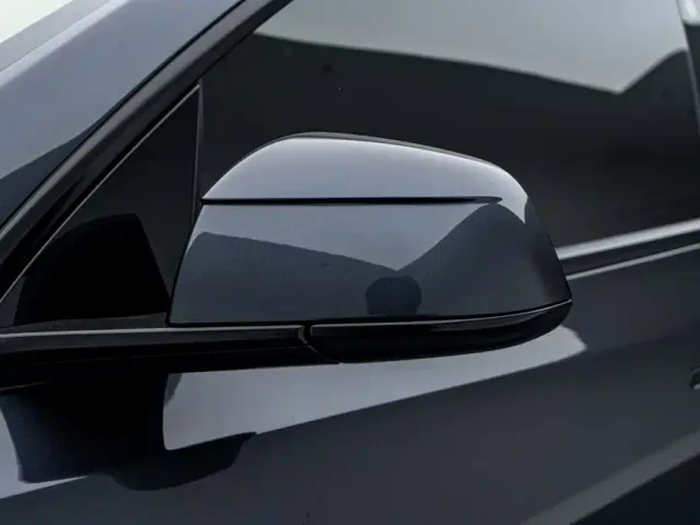 Tesla Model Y — Фото автомобиля 12