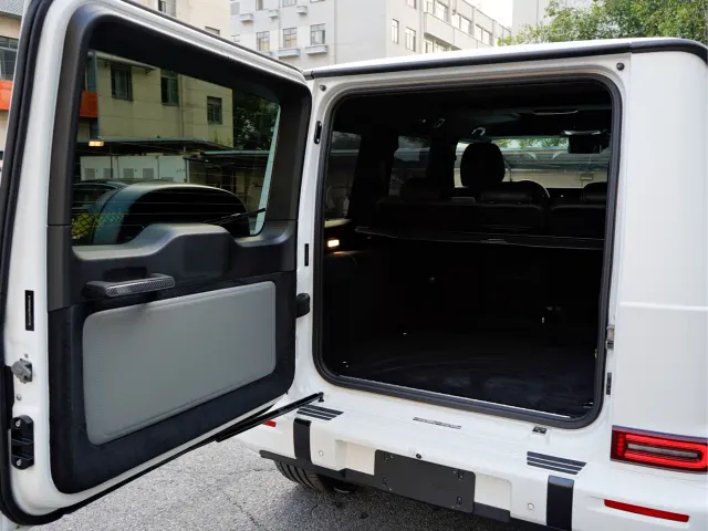 Mercedes-Benz G-Class — Фото автомобиля 9