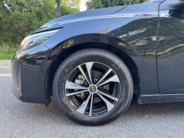 Nissan Sylphy — Фото автомобиля 7