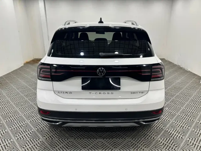 Volkswagen T-Cross — Фото автомобиля 8