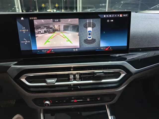 BMW 3 Series — Фото автомобиля 14