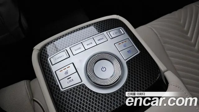 Genesis G80 RG3 — Фото автомобиля 20