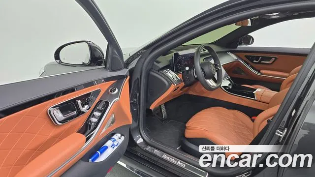 Mercedes-Benz S-Class — Фото автомобиля 10