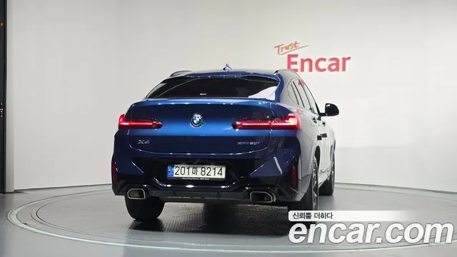 BMW X4 xDrive20i M Sport — Фото автомобиля 4