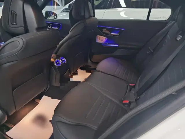 Mercedes-Benz C-Class — Фото автомобиля 10