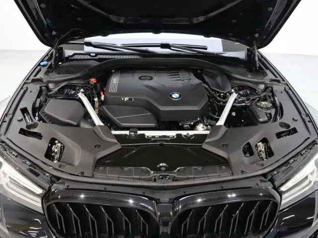 BMW 5 Series — Фото автомобиля 20