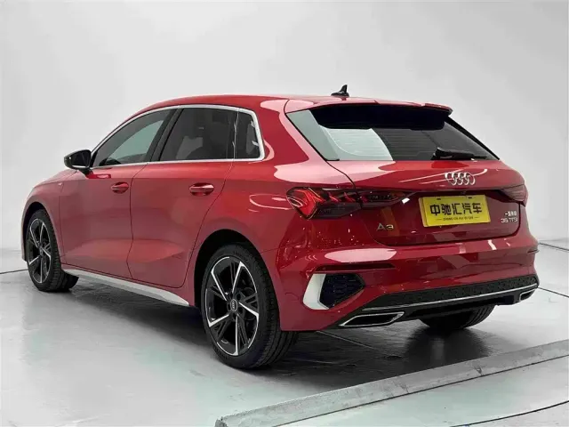 Audi Audi A3 2024 Model Sportback 35 TFSI Fashion Sport — Фото автомобиля 4