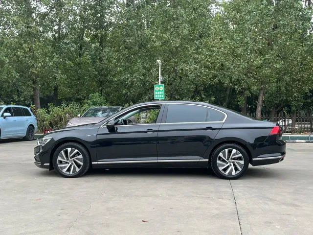 Volkswagen Magotan GTE Plug-in Hybrid 2022 GTE Luxury — Фото автомобиля 2
