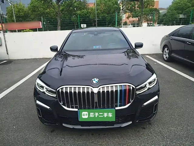 BMW 7 Series — Фото автомобиля 2